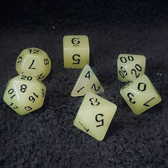 Green glow dice set